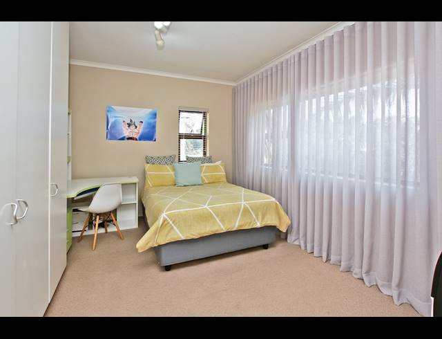 4 BEDROOM HOUSE FOR SALE IN KENSINGTON